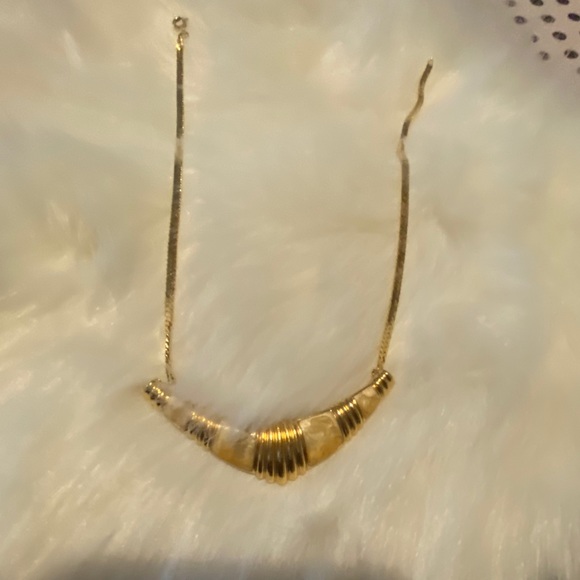 Necklaces and bracelets - Picture 12 of 12